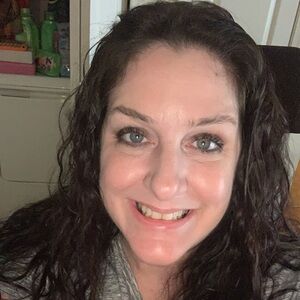 Meet your Posher, Casey